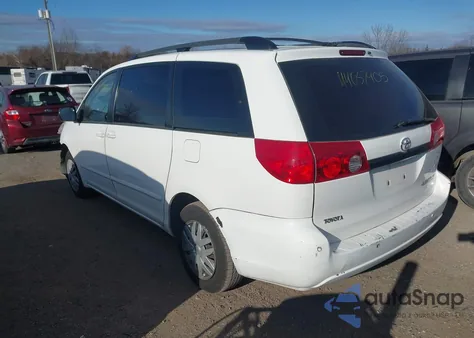 2007 Toyota Sienna Ce z USA, uszkodzony, nr VIN 5TDZK23C27S035200